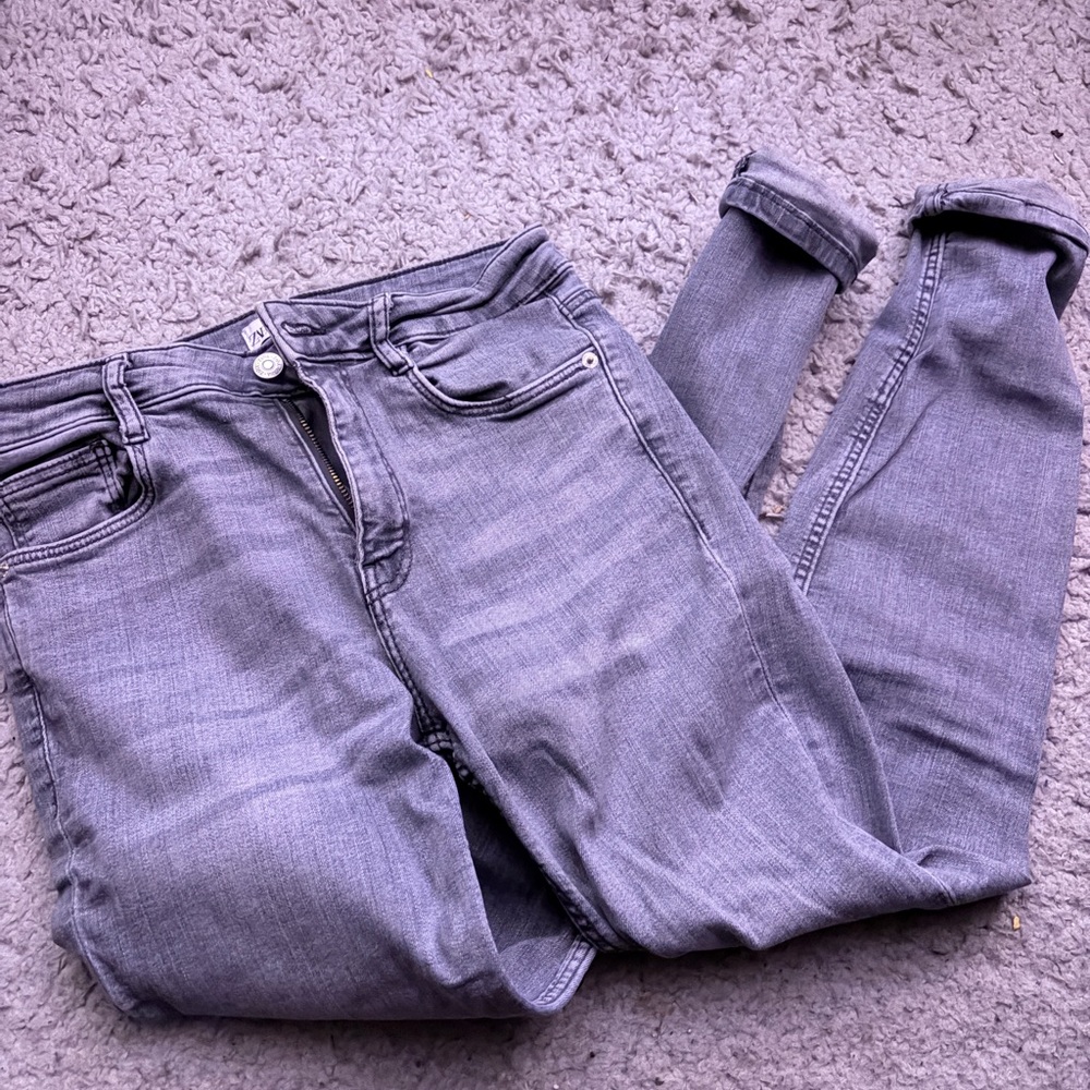 Zara Women's Gray Skinny Jeans